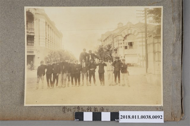 臺北博物館前 (共2張)