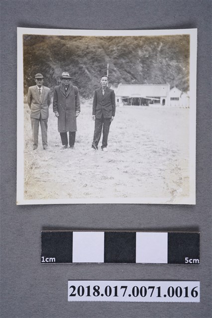 三男於天祥合照 (共3張)