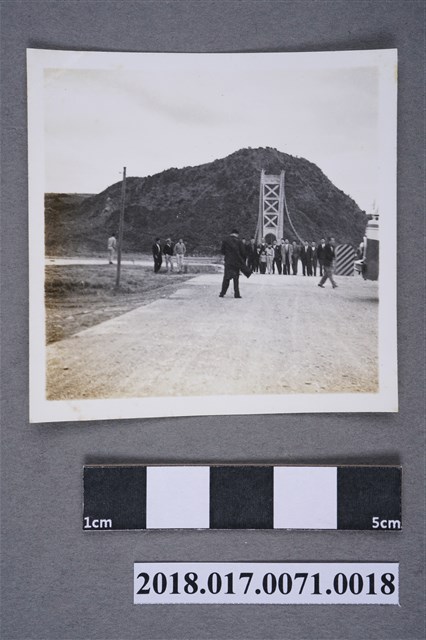 橋頭大合照 (共3張)