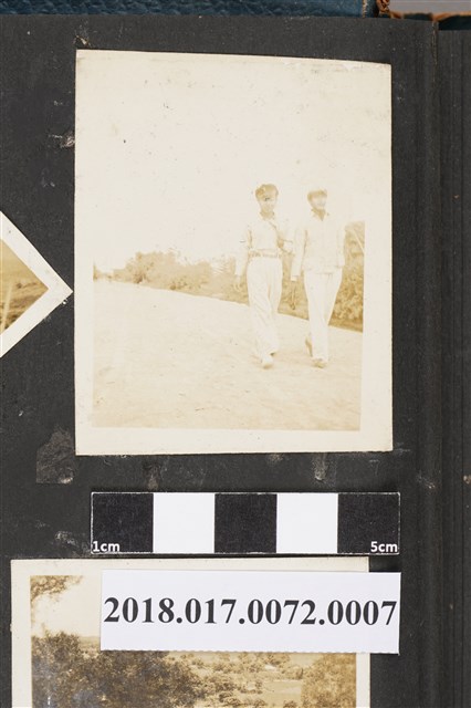 林坤佐與高中同學 (共2張)