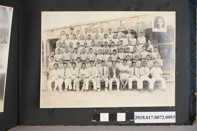 林坤佐民族國民學校畢業合照 (共2張)