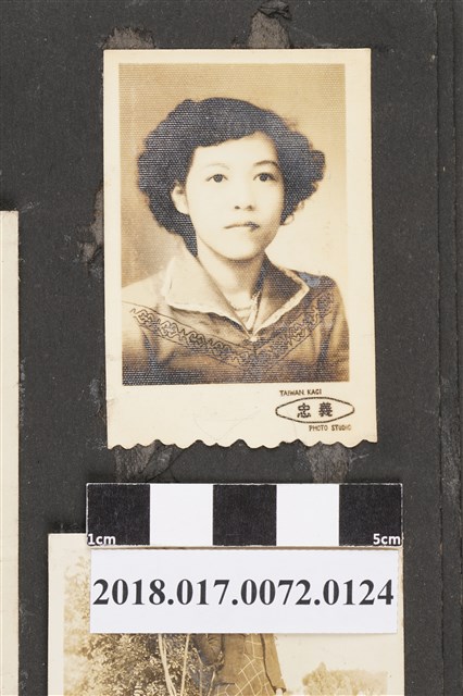 蘇金鈴個人照 (共2張)