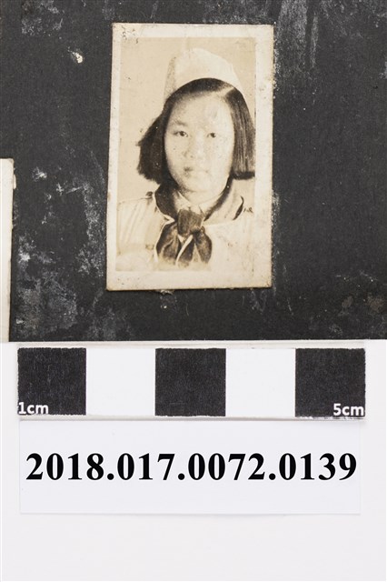 林何賽秋學生照 (共2張)