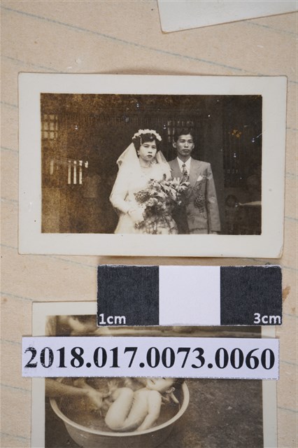 商林淑美與商慶弌結緍照 (共2張)