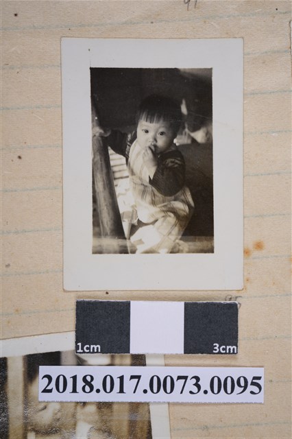 林泓琇幼兒照 (共2張)