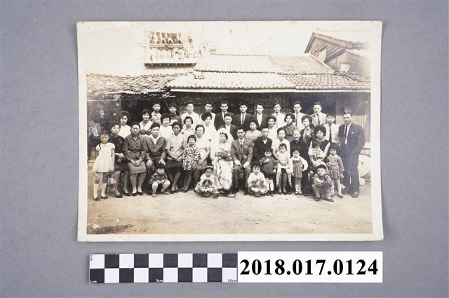 丁玉美結婚親友大合照 (共2張)