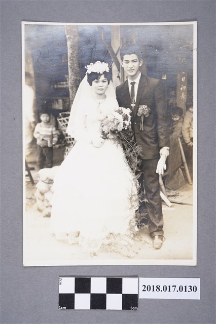 王麗雲結婚照 (共2張)