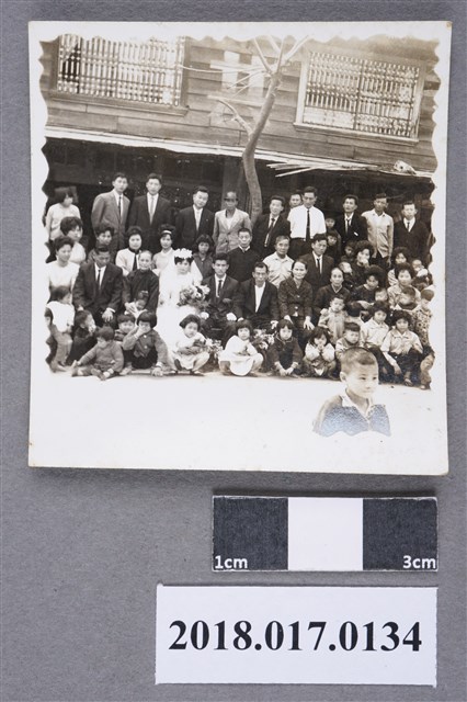 王麗雲結婚親友大合照 (共2張)