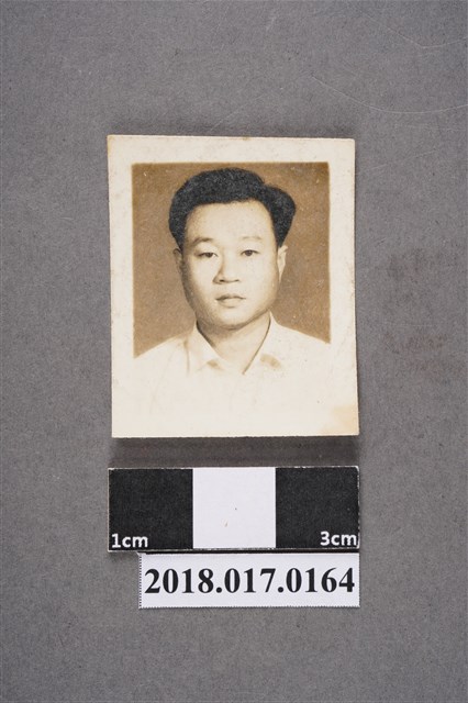 林坤佐證件照 (共2張)