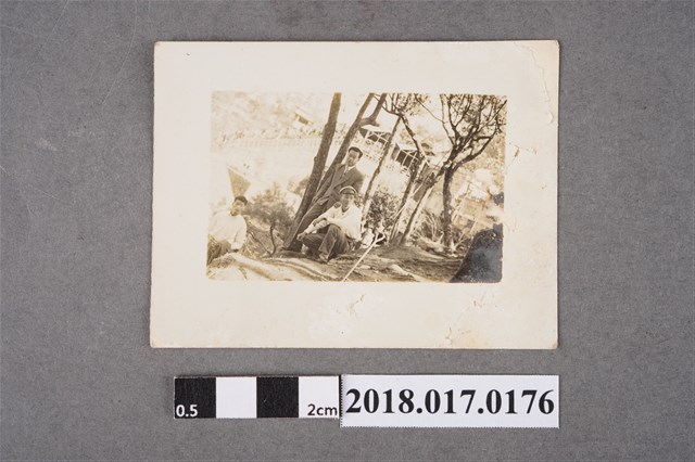 林坤佐與二名男子 (共2張)