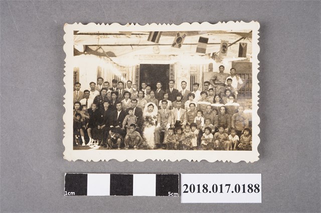 結婚親友大合照 (共2張)