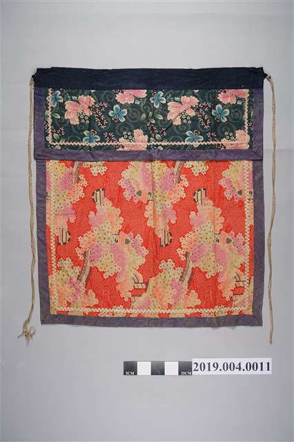 彩色印花布桌裙 (共2張)