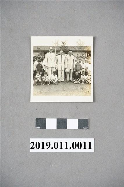 蔣經國巡視宜蘭小學照 (共3張)