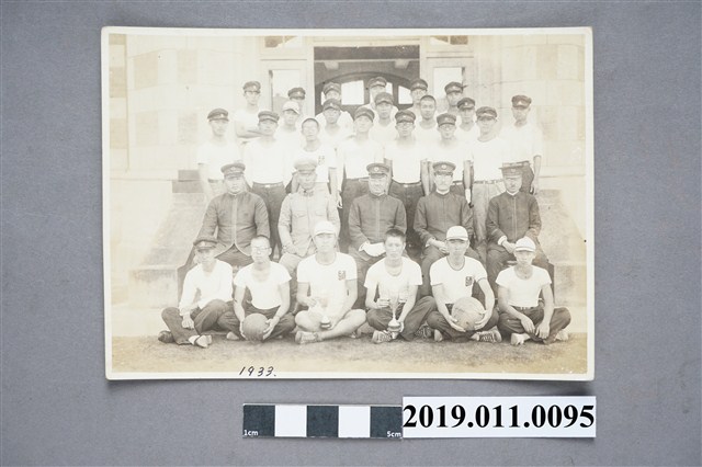 1933年台中師範學校學生獲得排球比賽優勝與教師合影 (共4張)