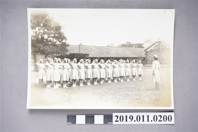 女學生合影 (共3張)