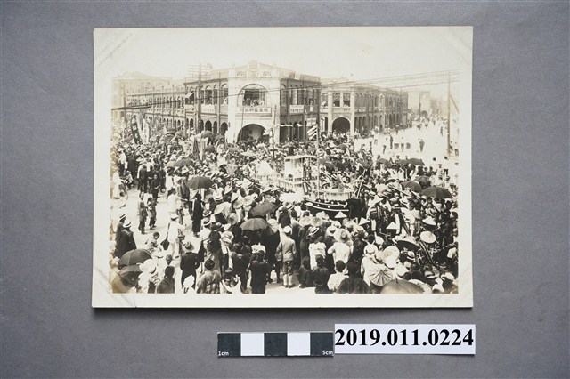 日治時期霞海城隍廟廟會活動照 (共3張)