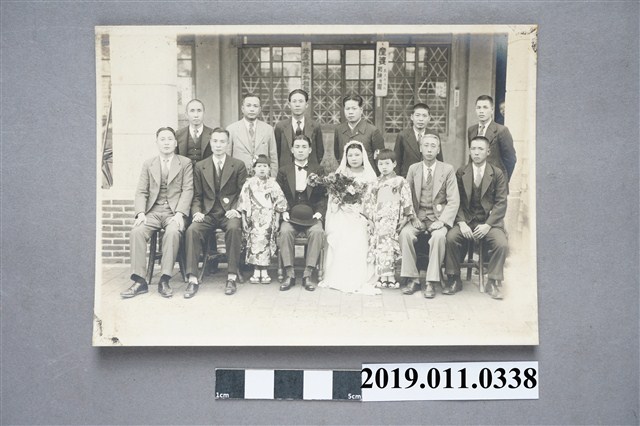 昭和18年產婆診所前婚禮照片 (共4張)