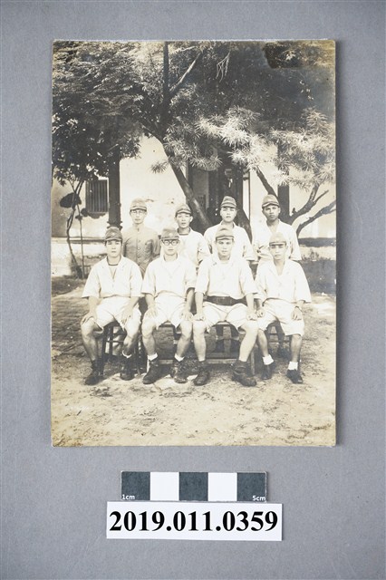 日治末期台籍海軍工員合影 (共3張)