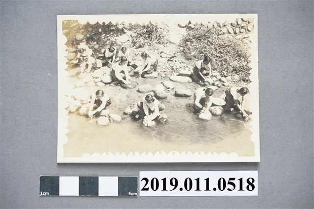 女學生合影照 (共3張)