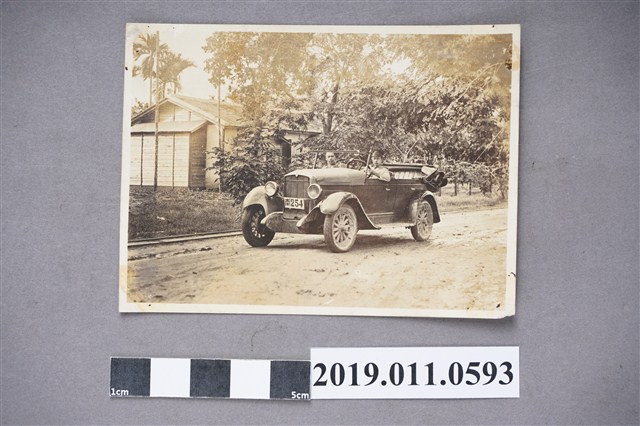 汽車照片 (共4張)