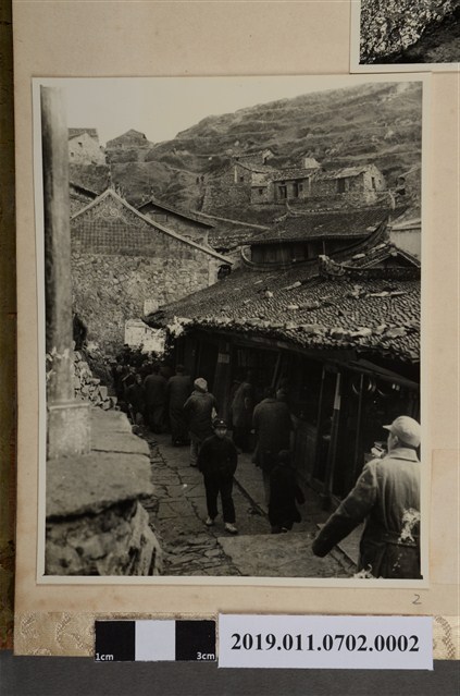 大陳島撤守前當地市集照 (共2張)