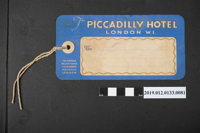 皮卡迪利飯店行李吊牌 (共2張)