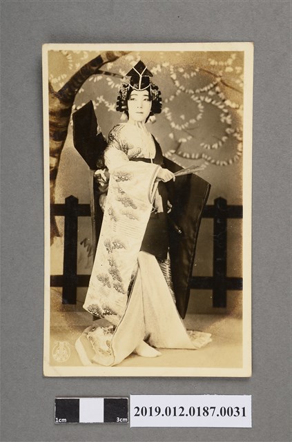 寶塚劇團和服女子劇照 (共5張)