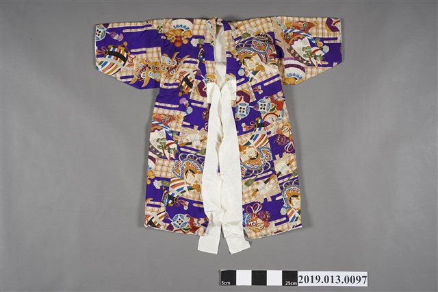 日治時期童衣 (共2張)