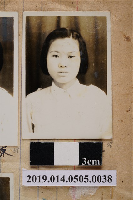 吳翠芳學生照 (共2張)