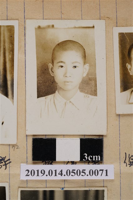 徐復權學生照 (共2張)