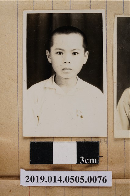 陳春慶學生照 (共2張)