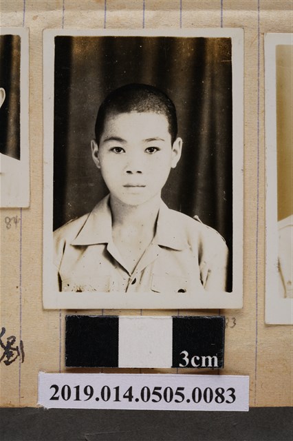 賴瑞成學生照 (共2張)