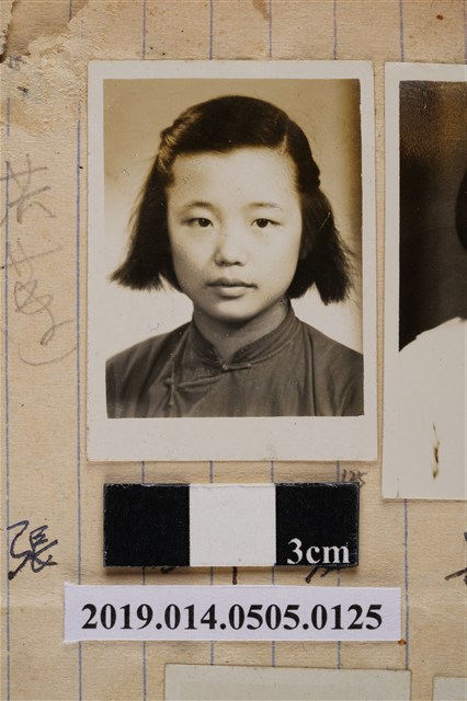 夏肇福學生照 (共2張)