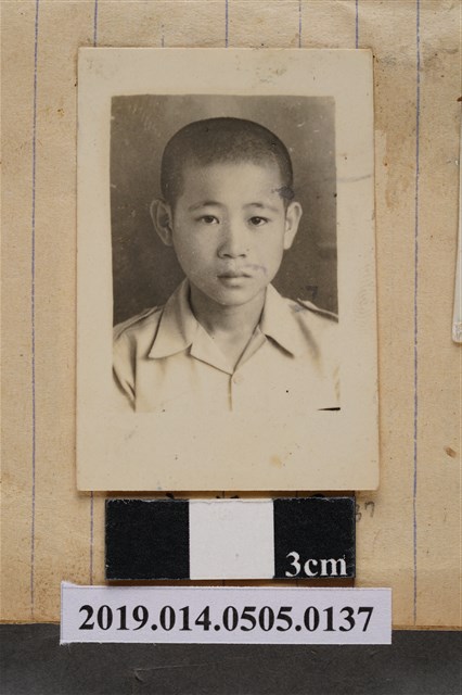 周朝盛學生照 (共2張)