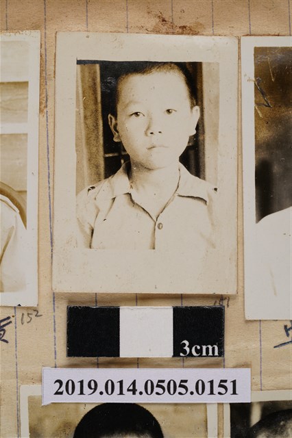 黃欽明學生照 (共2張)