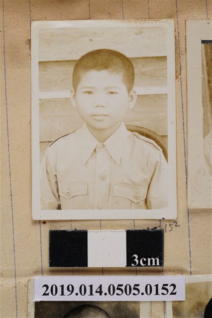 黃先將學生照 (共2張)