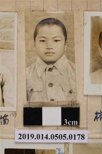 謝海塗學生照 (共2張)