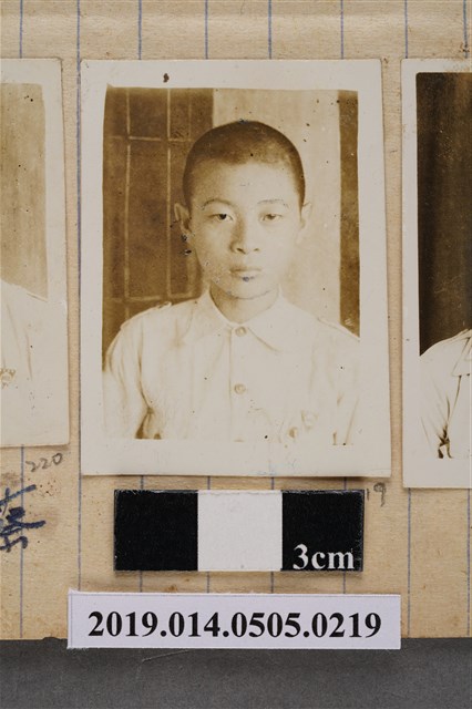 徐添財學生照 (共2張)