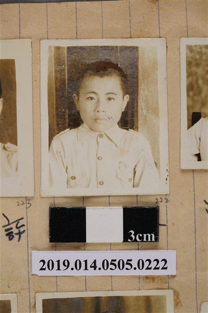 陳安東學生照 (共2張)