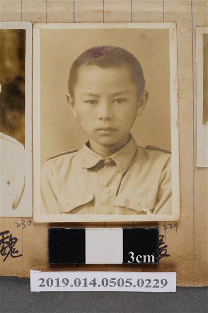 張榮貴學生照 (共2張)