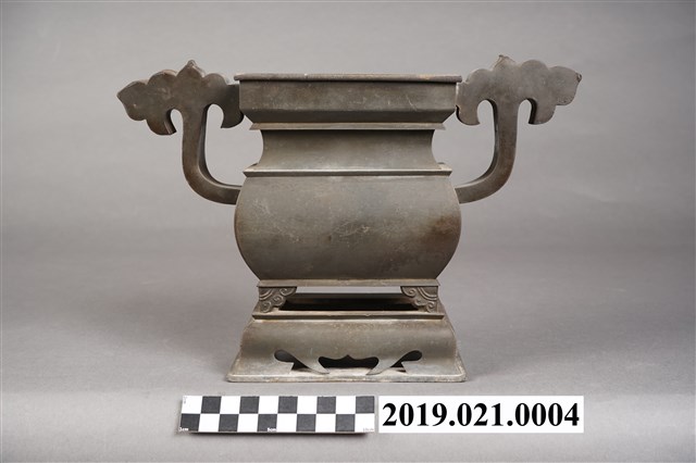 臺北方丈記先生家族錫製香爐 (共6張)