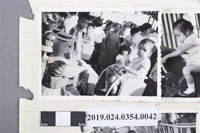 柯旗化長女柯潔芳於大新百貨的兒童遊樂園 (共2張)