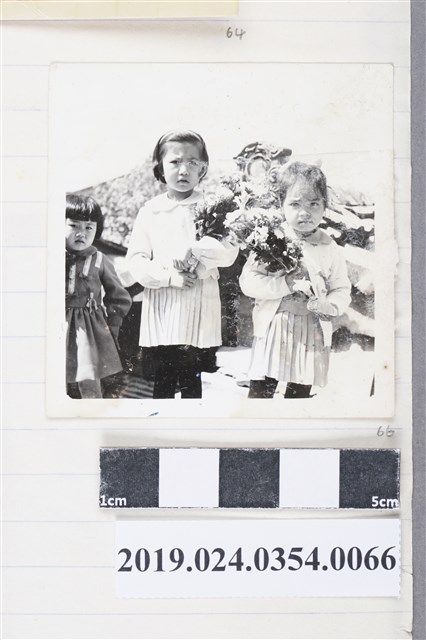 柯旗化姪女與長女柯潔芳 (共2張)