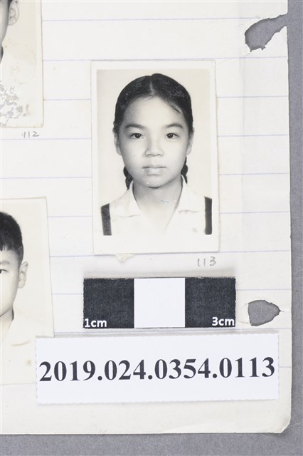 柯旗化長女柯潔芳大頭照 (共2張)