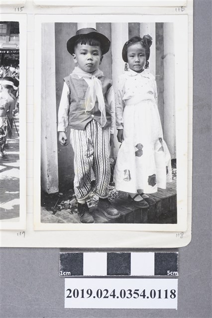 柯旗化次子柯志哲於幼稚園表演西班牙舞 (共2張)