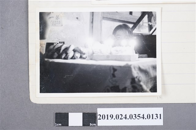 柯旗化長女柯潔芳六歲生日時合照 (共2張)