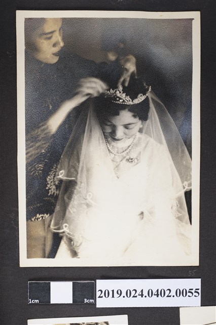 新娘蔡阿李梳妝完畢 (共3張)