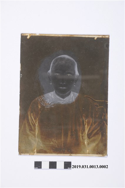 貳拾世建基祖陳上達寫真盒裝玻璃底片2 (共5張)