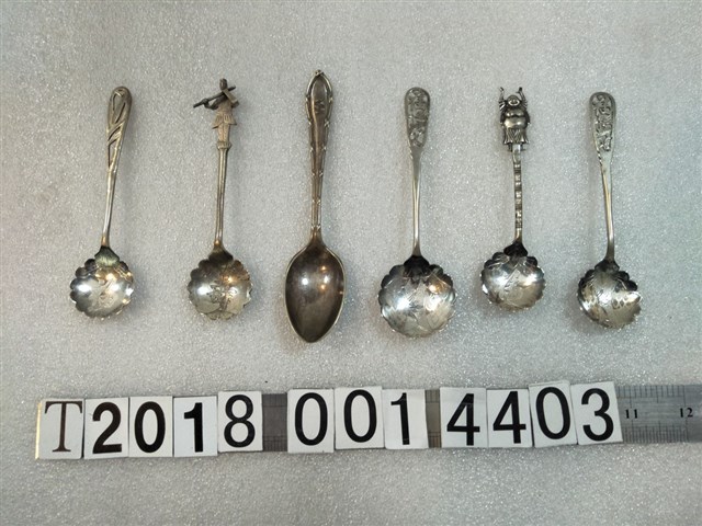 金屬福字壽字湯匙 (共4張)