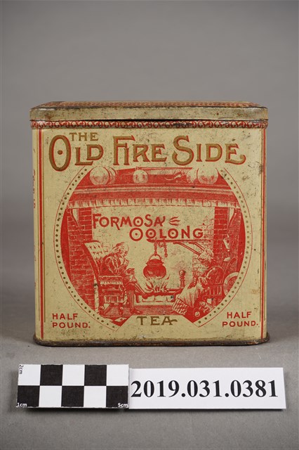 OLD FIRE SIDE 福爾摩沙烏龍茶紅字方形茶罐 (共6張)